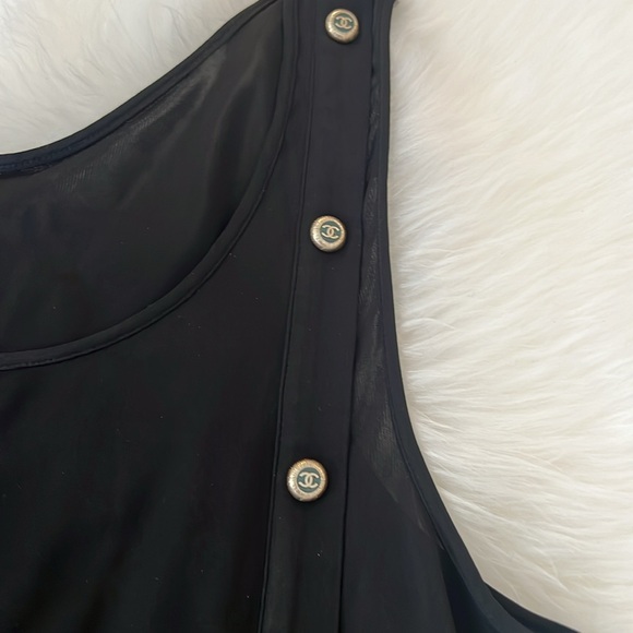 CHANEL black Tank Top with CC buttons on the side SIZE 46 runs big - Picture 3 of 6